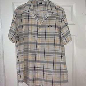 Oakley short sleeve button down